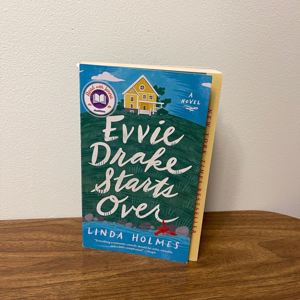 Evvie Drake Starts Over by Linda Holmes